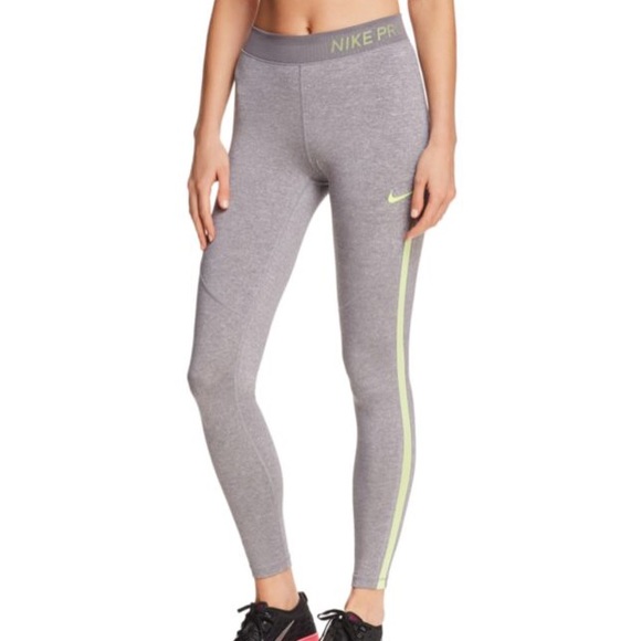 Nike pro hypercool tight fit leggings NWT Nike pro hypercool tight fit leggings NWT